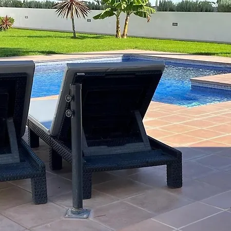Villa Beautiful Spanish Chajaco