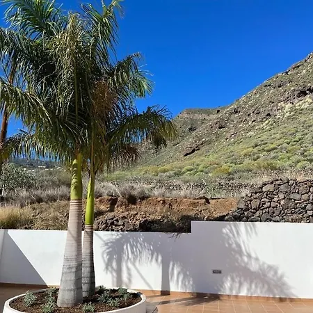 Beautiful Spanish Chajaco